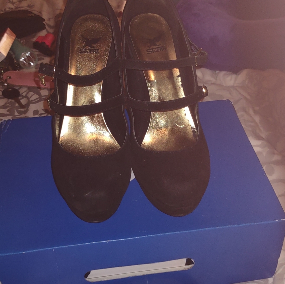 sheikh high heels